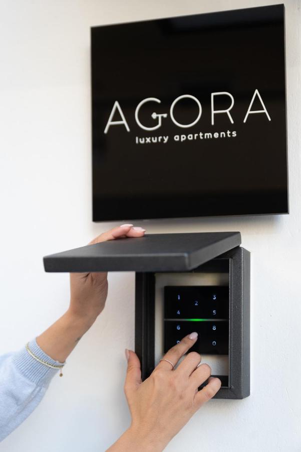 Theros By Agora Luxury Apartments In The Heart Of Heraklion Esterno foto