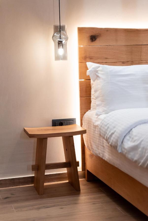 Theros By Agora Luxury Apartments In The Heart Of Heraklion Esterno foto