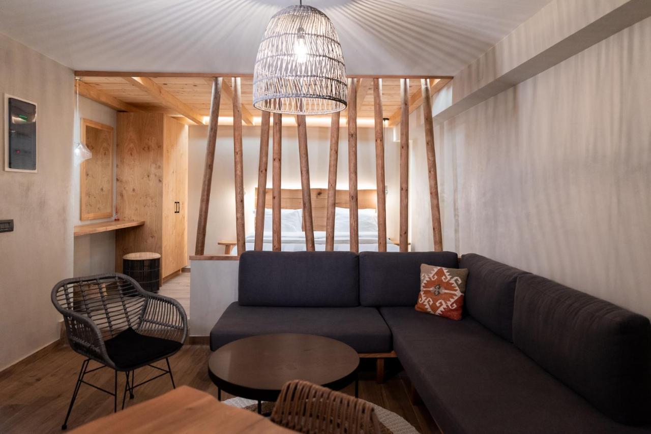Theros By Agora Luxury Apartments In The Heart Of Heraklion Esterno foto