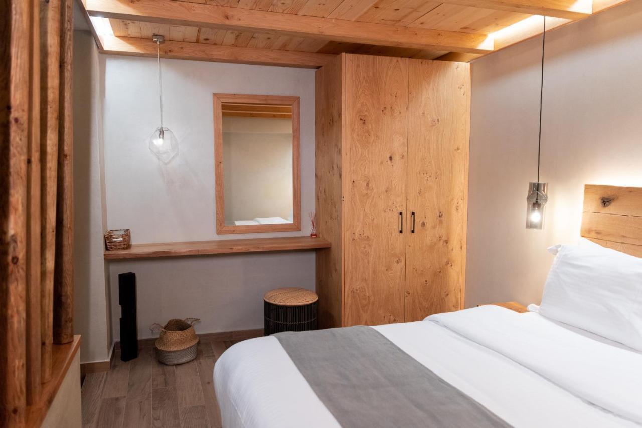 Theros By Agora Luxury Apartments In The Heart Of Heraklion Esterno foto