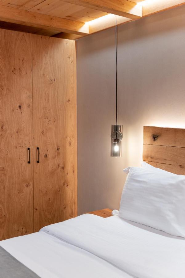 Theros By Agora Luxury Apartments In The Heart Of Heraklion Esterno foto